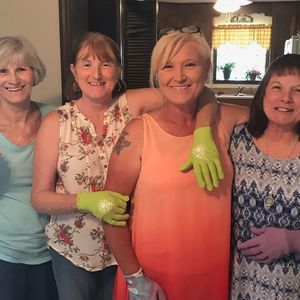 Meet your Posher, Debbie